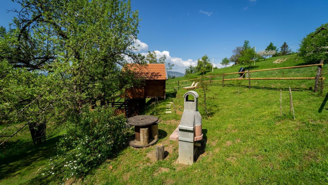Robinzonski Turizam "Robin' S Hood" Skrad Exterior foto